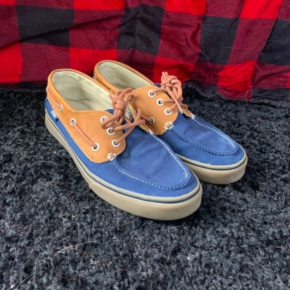 Vans boat shoes